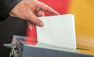 Zur Stimmabgabe aufgerufen sind 549.549 Berlinerinnen und Berliner statt zuletzt 2,47 Millionen. - Michael Kappeler/dpa Zur Stimmabgabe aufgerufen sind 549.549 Berlinerinnen und Berliner statt zuletzt 2,47 Millionen. - Michael Kappeler/dpa