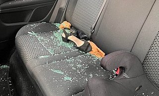 Die Täter hinterließen eine Spur der Verwüstung in dem Auto einer Versmolderin. - Maribel Rodriguez Die Täter hinterließen eine Spur der Verwüstung in dem Auto einer Versmolderin. - Maribel Rodriguez
