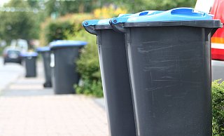Nicht nur die Kosten für die Leerung der Mülltonnen könnten in Paderborn steigen. - NW Nicht nur die Kosten für die Leerung der Mülltonnen könnten in Paderborn steigen. - NW