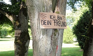 Das Trio möchte auch in Zukunft noch Sauerstoff und Schatten spenden. - Wolfgang Rudolf Das Trio möchte auch in Zukunft noch Sauerstoff und Schatten spenden. - Wolfgang Rudolf