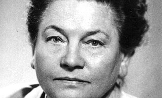 Frieda Nadig setzte sich zeitlebens als überzeugte Sozialdemokratin für die Gleichberechtigung von Mann und Frau ein. - AWO Frieda Nadig setzte sich zeitlebens als überzeugte Sozialdemokratin für die Gleichberechtigung von Mann und Frau ein. - AWO