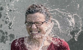 Wasser marsch - das verschafft an Tagen mit außergewöhnlichen Temperaturen Abkühlung. Aber ist das auch nachhaltig? - Symbolbild: Pixabay Wasser marsch - das verschafft an Tagen mit außergewöhnlichen Temperaturen Abkühlung. Aber ist das auch nachhaltig? - Symbolbild: Pixabay