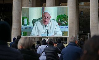 Papst Franziskus plagt seit einigen Tagen eine Erkältung. - Andrew Medichini/AP/dpa Papst Franziskus plagt seit einigen Tagen eine Erkältung. - Andrew Medichini/AP/dpa