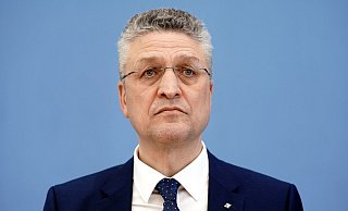 RKI-Präsident Wieler: «Wir müssen jetzt handeln, jetzt auf allen Ebenen». - Foto: Kay Nietfeld/dpa RKI-Präsident Wieler: «Wir müssen jetzt handeln, jetzt auf allen Ebenen». - Foto: Kay Nietfeld/dpa