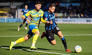 SCP-Neuzugang Marcel Hoffmeier (r.), hier im Duell gegen den Braunschweiger Fabio Kaufmann, übertraf alle Erwartungen, wenngleich ihm im Hinrunden-Endspurt die Körner ausgingen. - dpa SCP-Neuzugang Marcel Hoffmeier (r.), hier im Duell gegen den Braunschweiger Fabio Kaufmann, übertraf alle Erwartungen, wenngleich ihm im Hinrunden-Endspurt die Körner ausgingen. - dpa