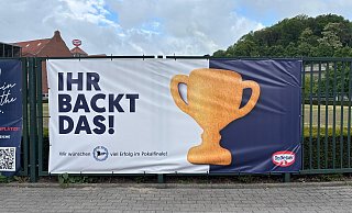 Ihr backt das!: Dr. Oetker hat für das Pokalfinale das nötige Triebmittel im Portfolio – auch wenn der Pokal selbst weniger an den DFB-Pokal als an den Henkelpott der Champions League erinnert. - NW Ihr backt das!: Dr. Oetker hat für das Pokalfinale das nötige Triebmittel im Portfolio – auch wenn der Pokal selbst weniger an den DFB-Pokal als an den Henkelpott der Champions League erinnert. - NW