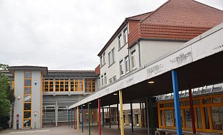 Die Grundschule Enger braucht mehr Räume. - Mareike Patock Die Grundschule Enger braucht mehr Räume. - Mareike Patock