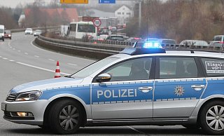 Symbolbild: Unfall auf der Autobahn. - Frank-Michael Kiel-Steinkamp Symbolbild: Unfall auf der Autobahn. - Frank-Michael Kiel-Steinkamp