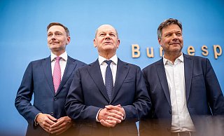 Wollen nochmal anpacken: Lindner, Scholz, Habeck. (Archivbild) - Michael Kappeler/dpa Wollen nochmal anpacken: Lindner, Scholz, Habeck. (Archivbild) - Michael Kappeler/dpa