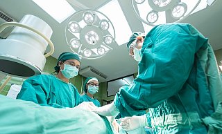 Das Krankenhaus soll für alle gut zu erreichen sein, damit schnell gehandelt werden kann. - (Symbolbild): Pixabay Das Krankenhaus soll für alle gut zu erreichen sein, damit schnell gehandelt werden kann. - (Symbolbild): Pixabay