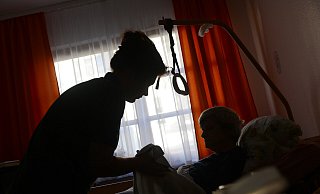 Eine Löhnerin drohte ihren Mann zu töten. Für Familie und Pflegepersonal war die Situation sehr belastend. - Dpa,jka sne tba cul dan Eine Löhnerin drohte ihren Mann zu töten. Für Familie und Pflegepersonal war die Situation sehr belastend. - Dpa,jka sne tba cul dan