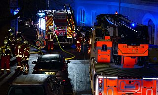 Die Feuerwehr musste gestern kurz vor Mitternacht zu einem Großbrand in die Mindener Altstadt ausrücken. - Feuerwehr Minden Die Feuerwehr musste gestern kurz vor Mitternacht zu einem Großbrand in die Mindener Altstadt ausrücken. - Feuerwehr Minden