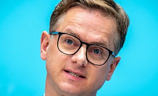 CDU-Generalsekretär Linnemann übt scharfe Kritik am Vorstoß des Linken-Politikers Ramelow. (Archivbild) - Michael Kappeler/dpa CDU-Generalsekretär Linnemann übt scharfe Kritik am Vorstoß des Linken-Politikers Ramelow. (Archivbild) - Michael Kappeler/dpa