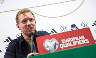 Julian Nagelsmann erwartet ein schweres Spiel in Belfast. - Christian Charisius/dpa Julian Nagelsmann erwartet ein schweres Spiel in Belfast. - Christian Charisius/dpa