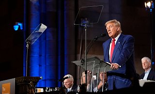 Trump findet Gefallen an Musks Idee. - Alex Brandon/AP/dpa Trump findet Gefallen an Musks Idee. - Alex Brandon/AP/dpa