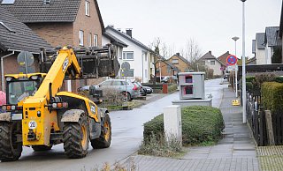 Ihn hat es nicht erwischt, den er darf höchstens Tempo 20 fahren. Ansonsten hat Blitzanlage Nico an der Voßheide jedoch viel zu tun, denn längst nicht alle Autofahrer halten sich an Tempo 30. - Anja Hanneforth Ihn hat es nicht erwischt, den er darf höchstens Tempo 20 fahren. Ansonsten hat Blitzanlage Nico an der Voßheide jedoch viel zu tun, denn längst nicht alle Autofahrer halten sich an Tempo 30. - Anja Hanneforth