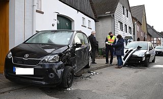 An den beteiligten Fahrzeugen entstand Totalschaden. - Thomas Kube An den beteiligten Fahrzeugen entstand Totalschaden. - Thomas Kube