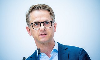 «Es braucht Schnellverfahren gegen Gewalttäter, das Justizsystem muss entsprechend organisiert werden»: der designierte CDU-Generalsekretär Carsten Linnemann. - Michael Kappeler/dpa «Es braucht Schnellverfahren gegen Gewalttäter, das Justizsystem muss entsprechend organisiert werden»: der designierte CDU-Generalsekretär Carsten Linnemann. - Michael Kappeler/dpa