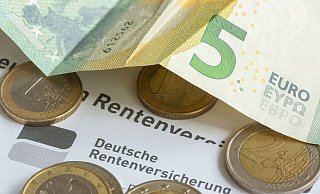 Auch nächstes Jahr steigt die Rente. (Archivbild) - Fernando Gutierrez-Juarez/dpa Auch nächstes Jahr steigt die Rente. (Archivbild) - Fernando Gutierrez-Juarez/dpa