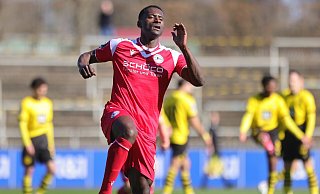 Arminia Bielefeld ging in der elften Minute mit dem Tor von Merveille Biankadi in Führung. - Oliver Krato Arminia Bielefeld ging in der elften Minute mit dem Tor von Merveille Biankadi in Führung. - Oliver Krato