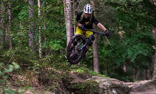 Sebastian Tegtmeier war schon als Kind mit seinem Rad im Wiehengebirge unterwegs. - privat Sebastian Tegtmeier war schon als Kind mit seinem Rad im Wiehengebirge unterwegs. - privat