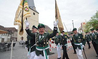 Vor allem der Norden des Lübbecker Landes ist eine Hochburg der Schützen. Zu den Festen der 1844 gegründeten Schützengilde Rahden gehört immer der Marsch durch die Stadt. Ob das dieses Jahr der Fall ist, das ist offen. - Joern Spreen-Ledebur Vor allem der Norden des Lübbecker Landes ist eine Hochburg der Schützen. Zu den Festen der 1844 gegründeten Schützengilde Rahden gehört immer der Marsch durch die Stadt. Ob das dieses Jahr der Fall ist, das ist offen. - Joern Spreen-Ledebur