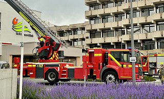 Die Feuerwehr rückt zur Karl-Hansen-Klinik in Bad Lippspringe aus. - Feuerwehr Bad Lippspringe Die Feuerwehr rückt zur Karl-Hansen-Klinik in Bad Lippspringe aus. - Feuerwehr Bad Lippspringe