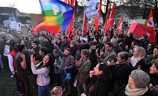 In der Spitze rund 1.700 Gegendemonstranten waren in den Ravensberger Park gekommen. - Andreas Frücht In der Spitze rund 1.700 Gegendemonstranten waren in den Ravensberger Park gekommen. - Andreas Frücht