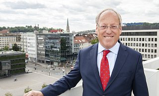 Oberbürgermeister Pit Clausen hat eine neue Botschaft für die Bürger Bielefelds im Zusammenhang mit Corona. - Joerg Dieckmann Oberbürgermeister Pit Clausen hat eine neue Botschaft für die Bürger Bielefelds im Zusammenhang mit Corona. - Joerg Dieckmann