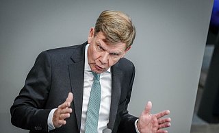 Es fehle derzeit jede politische, strategische, technische und finanzielle Grundlage, um über EU-eigene Atomwaffen zu diskutieren, so Johann Wadephul (CDU). - Kay Nietfeld/dpa Es fehle derzeit jede politische, strategische, technische und finanzielle Grundlage, um über EU-eigene Atomwaffen zu diskutieren, so Johann Wadephul (CDU). - Kay Nietfeld/dpa