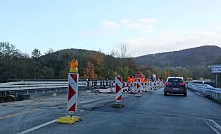 An diesem Brückenbauwerk zwischen Bad Driburg und Brakel wird noch gearbeitet. - Simone Flörke An diesem Brückenbauwerk zwischen Bad Driburg und Brakel wird noch gearbeitet. - Simone Flörke