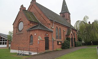 Wie in allen Gotteshäusern ist die Besucherzahl auch in der Kirche in Oberbauerschaft begrenzt. - Klaus Frensing Wie in allen Gotteshäusern ist die Besucherzahl auch in der Kirche in Oberbauerschaft begrenzt. - Klaus Frensing