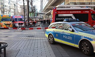 In der Innenstadt von Mannheim kam es an Rosenmontag zu einem großen Polizeieinsatz. - René Priebe/dpa In der Innenstadt von Mannheim kam es an Rosenmontag zu einem großen Polizeieinsatz. - René Priebe/dpa