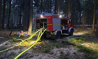Das Tanklöschfahrzeug ist unverzichtbar. Bei Waldbränden sind nur Fahrzeuge dieses Typs in der Lage, möglichst weit zum Brandort vorzufahren. - Franz Scherl Das Tanklöschfahrzeug ist unverzichtbar. Bei Waldbränden sind nur Fahrzeuge dieses Typs in der Lage, möglichst weit zum Brandort vorzufahren. - Franz Scherl