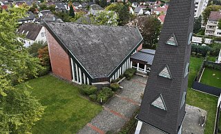 Die Lydia-Gemeinde sucht einen neuen Eigentümer für die Versöhnungskirche in Bünde. - Gerald Dunkel Die Lydia-Gemeinde sucht einen neuen Eigentümer für die Versöhnungskirche in Bünde. - Gerald Dunkel