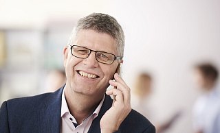 Christian Haase wird häufig um Hilfe gebeten, bestechen lassen würde er sich aber nicht, wie er sagt. - Privat/Haase Christian Haase wird häufig um Hilfe gebeten, bestechen lassen würde er sich aber nicht, wie er sagt. - Privat/Haase