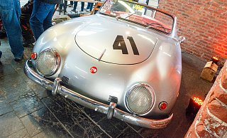 In der Werkstatt Wolfgang Denzels entstand Ende der 1950er Jahre dieser Sportwagen auf VW-Basis, der Fahrleistungen eines Porsche 356 erreichte. - Ralf Bittner In der Werkstatt Wolfgang Denzels entstand Ende der 1950er Jahre dieser Sportwagen auf VW-Basis, der Fahrleistungen eines Porsche 356 erreichte. - Ralf Bittner