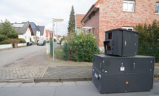 Das Knöllchen, das Blitzer Guntram am 23. Januar an der Sommerstraße kassierte, wurde zwar zurückgezogen. Aber die Stadt zieht dennoch Konsequenzen aus der Posse. - Christian Mathiesen Das Knöllchen, das Blitzer Guntram am 23. Januar an der Sommerstraße kassierte, wurde zwar zurückgezogen. Aber die Stadt zieht dennoch Konsequenzen aus der Posse. - Christian Mathiesen