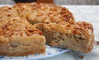 Um ihre Kuchen im Advent zu verkaufen, müssen sich Bordesholmer Landfrauen etwas einfallen lassen. - Symbolbild: Sylvia Tetmeyer Um ihre Kuchen im Advent zu verkaufen, müssen sich Bordesholmer Landfrauen etwas einfallen lassen. - Symbolbild: Sylvia Tetmeyer