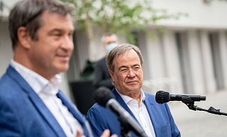 Eine Mehrheit der Unionsanhänger findet, Markus Söder (l) sollte Armin Laschet als Kanzlerkandidaten ersetzen. - Foto: Kay Nietfeld/dpa Eine Mehrheit der Unionsanhänger findet, Markus Söder (l) sollte Armin Laschet als Kanzlerkandidaten ersetzen. - Foto: Kay Nietfeld/dpa