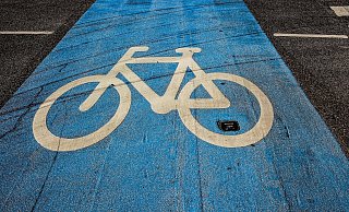 Eine Radfahrerin stürzte und verletzte sich schwer. - Pixabay Eine Radfahrerin stürzte und verletzte sich schwer. - Pixabay