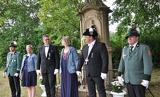 Königsproklamation: Tobias Seck ist neuer Schützenkönig in Riesel - Helga Krooß Königsproklamation: Tobias Seck ist neuer Schützenkönig in Riesel - Helga Krooß