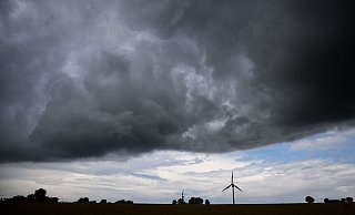 Vom Nordosten her zieht schlechtes Wetter nach OWL herein. - Julian Stratenschulte/dpa Vom Nordosten her zieht schlechtes Wetter nach OWL herein. - Julian Stratenschulte/dpa
