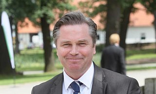 Bürgermeister Tim Kähler legt zur nächsten Ratssitzung seine Nebentätigkeiten offen. - Kiel-Steinkamp Bürgermeister Tim Kähler legt zur nächsten Ratssitzung seine Nebentätigkeiten offen. - Kiel-Steinkamp