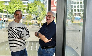 Gerd-Jürgen Rieckmann-Kreye (r.) ist mit 82 Jahren der älteste Teilnehmer der Sommergespräche mit NW-Redakteur Stefan Brams. - Peter Unger Gerd-Jürgen Rieckmann-Kreye (r.) ist mit 82 Jahren der älteste Teilnehmer der Sommergespräche mit NW-Redakteur Stefan Brams. - Peter Unger