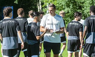 Arminias U21 mit Coach Oliver Döking legen am 10. August mit einem Auswärtsspiel in der Oberliga los. - Jörg Dieckmann Arminias U21 mit Coach Oliver Döking legen am 10. August mit einem Auswärtsspiel in der Oberliga los. - Jörg Dieckmann