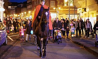 Jahrzehntelang führte ein Laternenumzug durch die Innenstadt. Das ist möglicherweise nie mehr der Fall. - Kai-Uwe Oesterhelweg Jahrzehntelang führte ein Laternenumzug durch die Innenstadt. Das ist möglicherweise nie mehr der Fall. - Kai-Uwe Oesterhelweg
