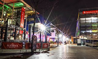 Discos, wie hier am Boulevard, dürfen ab sofort öffnen. - jonek.fotografie.de Discos, wie hier am Boulevard, dürfen ab sofort öffnen. - jonek.fotografie.de