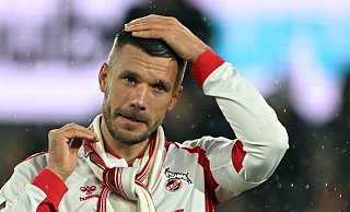 Lukas Podolski blickt entspannt auf seinen 40. Geburtstag. - Federico Gambarini/dpa Lukas Podolski blickt entspannt auf seinen 40. Geburtstag. - Federico Gambarini/dpa