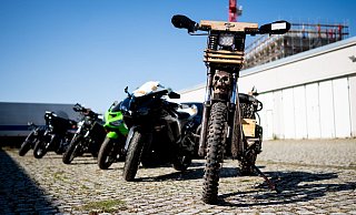 Bei Durchsuchungen im Rocker-Milieu hat die Polizei zehn Motorräder sichergestellt. - Jacob Schröter/dpa Bei Durchsuchungen im Rocker-Milieu hat die Polizei zehn Motorräder sichergestellt. - Jacob Schröter/dpa